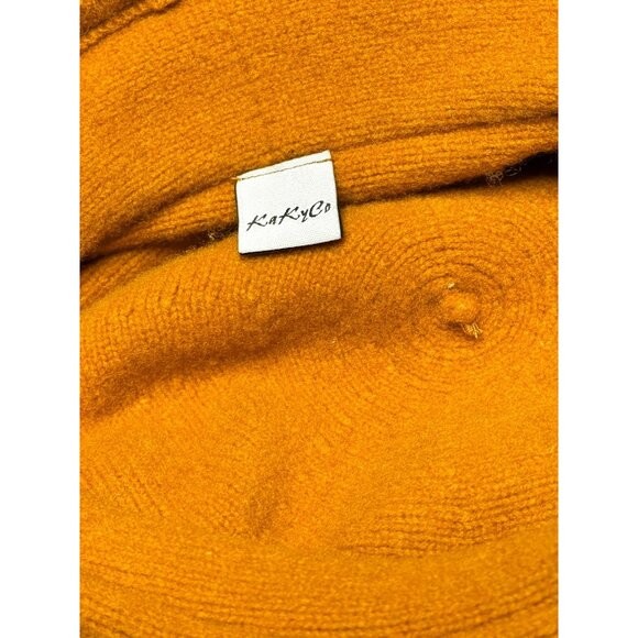 KaKyCo Women's Orange Wool Knitted Cloche With Flowers With Embellishment - Picture 7 of 8